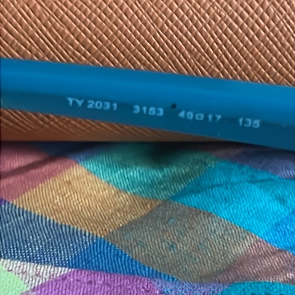 Tory Burch “frames” - Picture 8 of 12